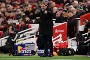 ‘ฟาร์เก้’ งงเปาทดถึง 6 นาทีก่อนเจ๊าหงส์