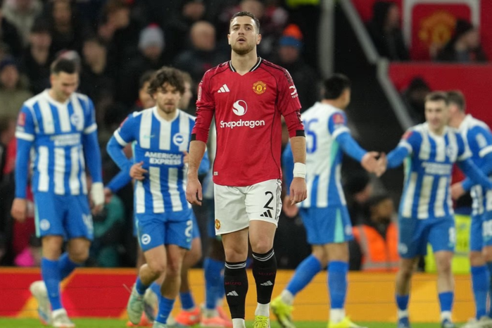 เหลือแค่บอลลีก… ‘ผี’ ทำสถิติแข่งน้อยสุดในรอบ 111 ปี