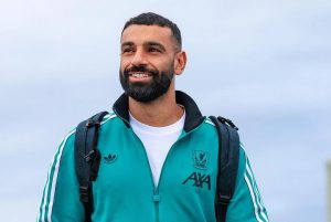 เขามาแล้ว! หงส์เฟิร์มหนีบ ‘บังโม’ เยือนมาร์กเซย